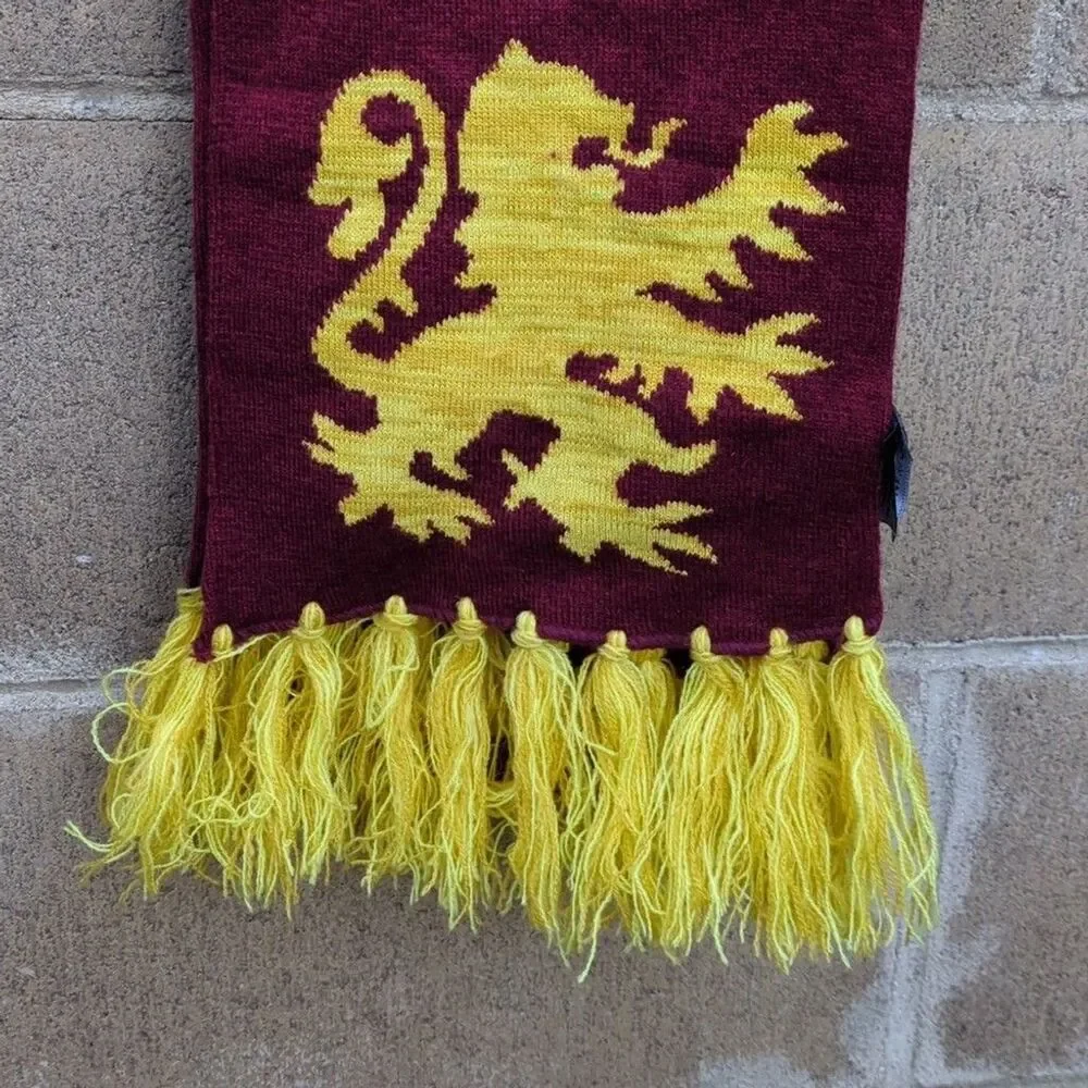 House Gryffindor - Harry Potter Winter Jacquard Banner Scarf. Unisex